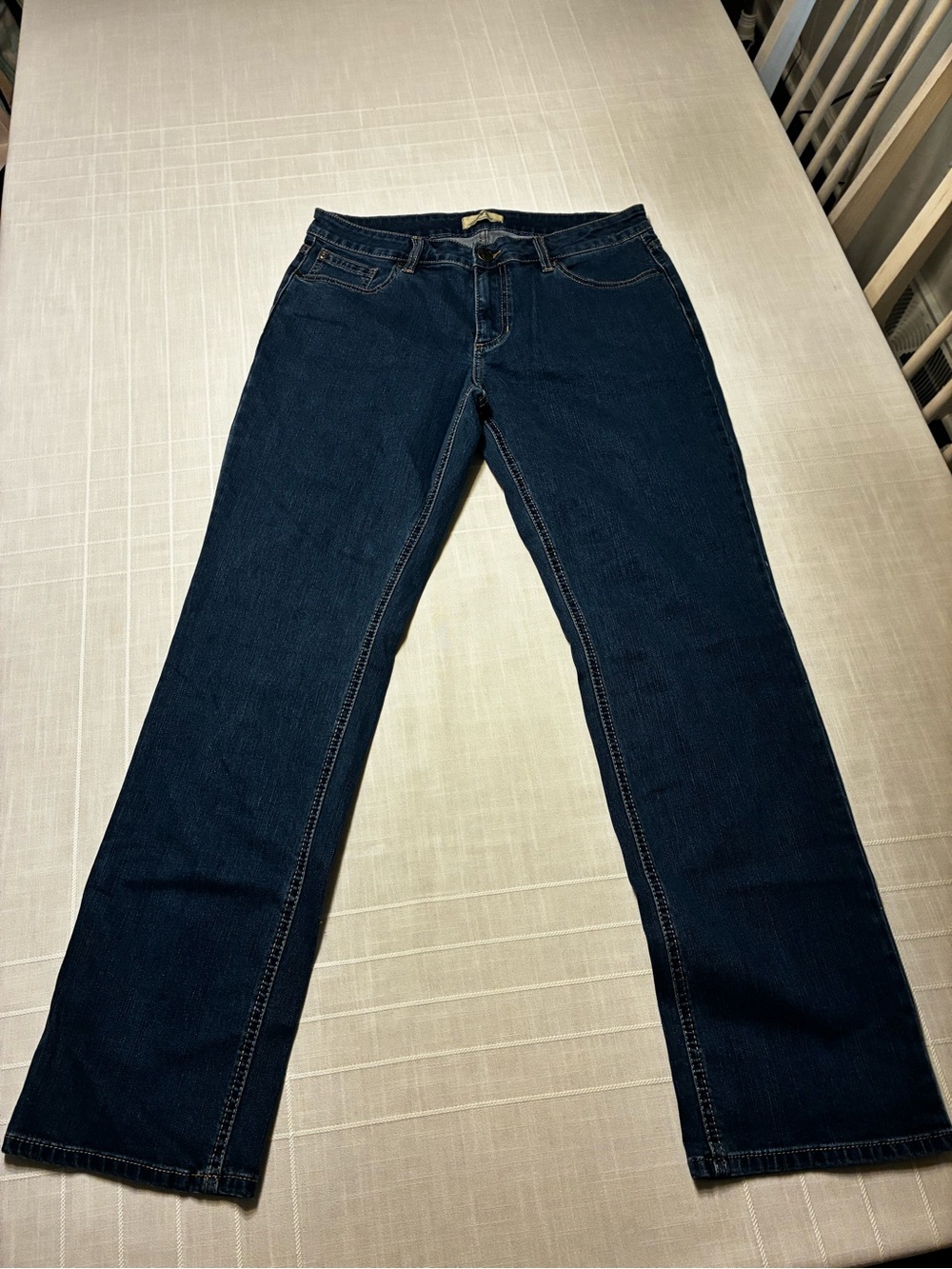 Blue Mountain Women’s Straight-Leg Jeans in Dark Indigo